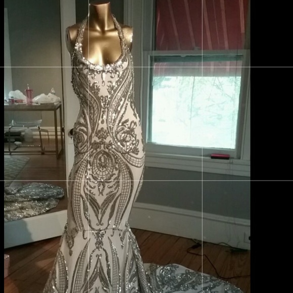 Prom Dress - Picture 1 of 3